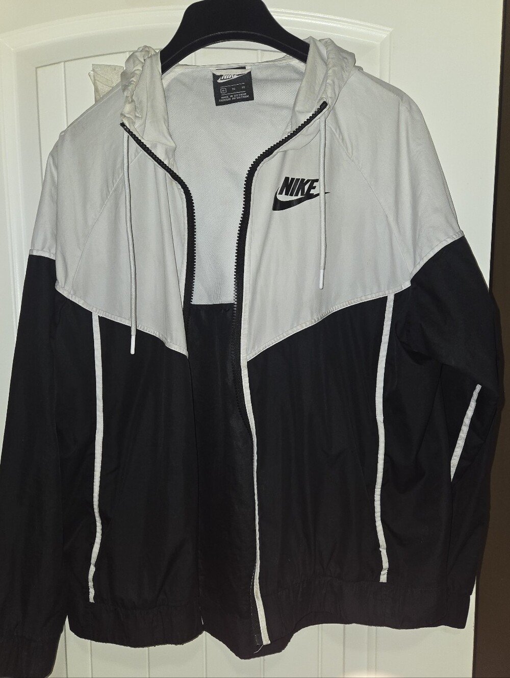 Nike Black and White Colorblock Windbreaker Jacket